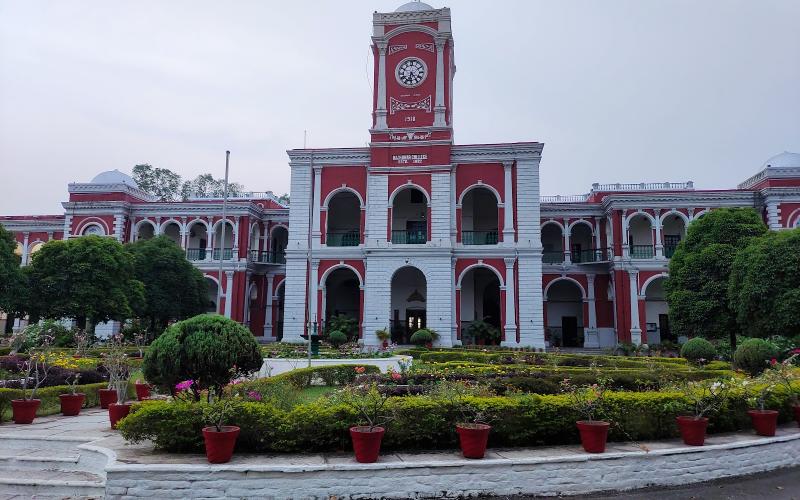 रायपुर के राजकुमार कॉलेज में 14 साल बाद कार्रवाई, नगर निगम ने वसूला डेढ़ करोड़ से ज्यादा का बकाया संपत्तिकर खबरगली Raipur Municipal Corporation recovers property tax dues of over 1.5 crore after 14 years at Rajkumar College hindi News latest News big news khabargali 