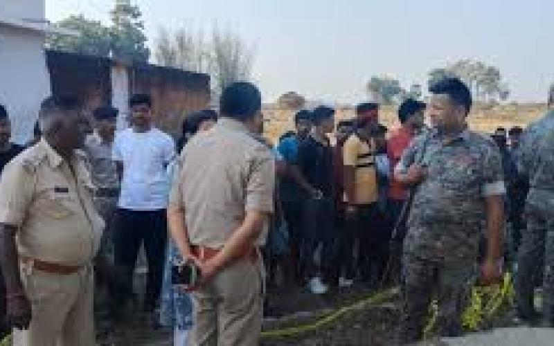  The discovery of a corpse tied in a sack in a well caused a sensation, even the police were stunned. hindi News mahasamund news khabargali 
