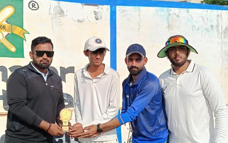 Aryan Sharma scores 120 runs in the School Cricket Tournament, Raipur; Disha Public School wins the 'Cricket Terminator School Champions Trophy',Season 6, Chhattisgarh School Cricket, Terminator International Cricket Academy; Director and NIS Cricket Coach: Dr. Shabab Quraishi; Chhattisgarh, Khabargali.