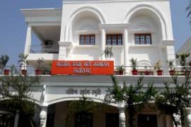 रायपुर में कार शोरूम के पास खड़ी थार में मिला शव, क्षेत्र में फैली सनसनी, मर्डर की आशंका खबरगली Body found in Thar near car showroom in Raipur, inscription in the area; disaster awaits big News latest khabargali 