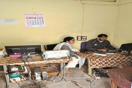 सनातन एकता पदयात्रा के दौरान धीरेंद्र शास्त्री हुए बेहोश, यूपी-हरियाणा बॉर्डर पर बिगड़ी तबीयत खबरगली  Dhirendra Shastri fainted during the Sanatan Ekta Padyatra, his health deteriorated at the UP-Haryana border mathura hindi news big news khabargali 