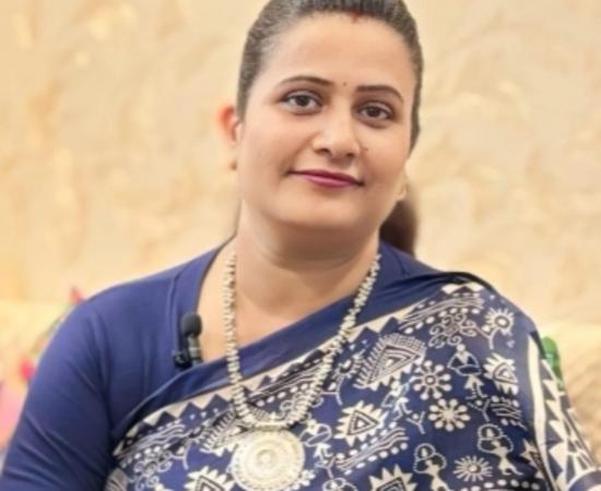 Changed Childhood: Convenience vs. Values, Mobile Phones and the Internet, Discipline, Parents, Solutions, Report by Dr. Chitra Pandey, Psychoanalyst and Counselor, Raipur, Chhattisgarh, Khabargali