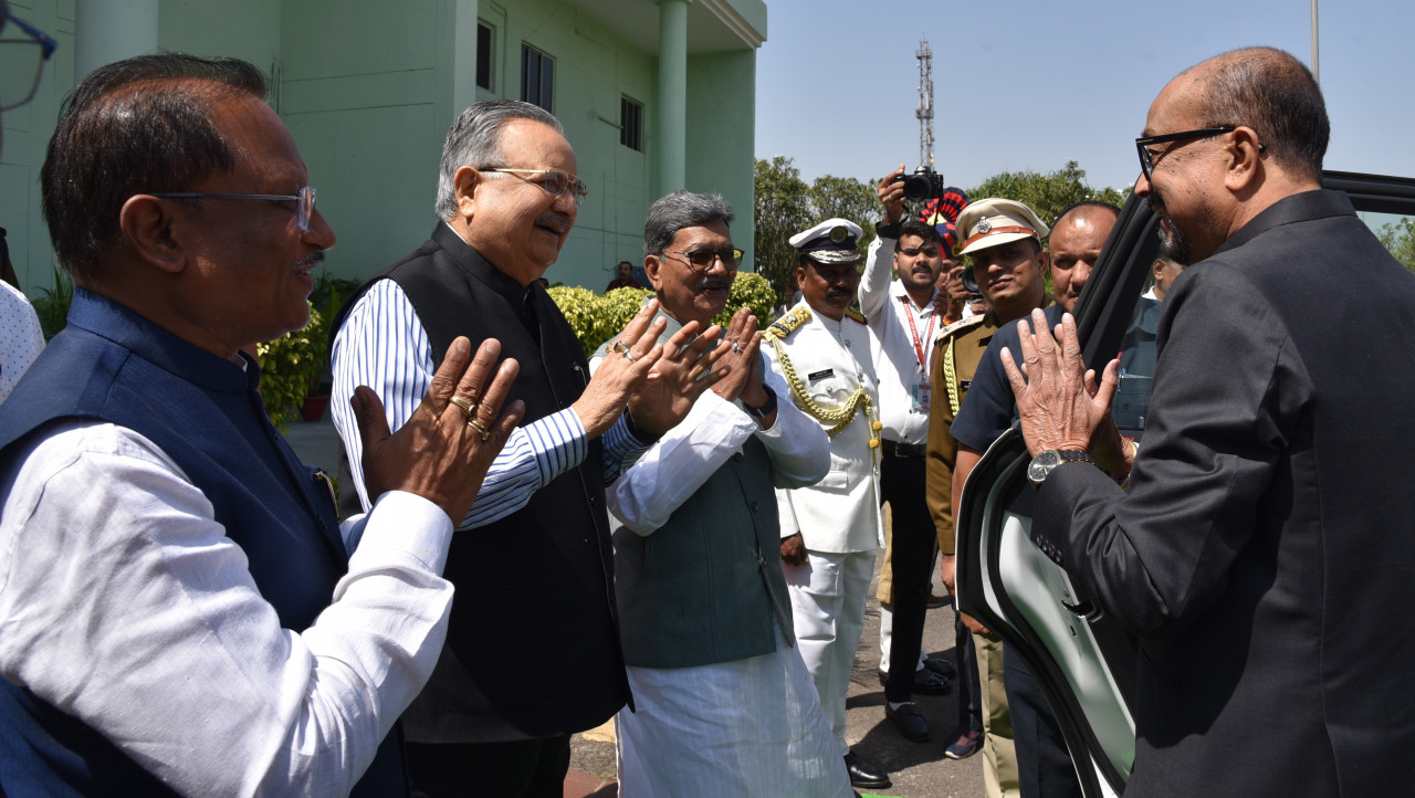 The state has got a triple engine government, this will increase the pace of development of the state - Governor Ramen Deka addressed the fifth session of the 6th Legislative Assembly of Chhattisgarh, Raipur, Khabargali