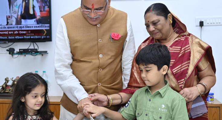 Khabargali Exclusive, interesting picture, Chief Minister Bhupesh Baghel turns 61, birthday celebrated like this, CM House, Chhattisgarh, Raipur