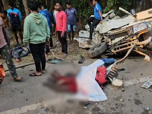 3 teachers returning home from election duty died in an accident, Chhattisgarh, Khabargali