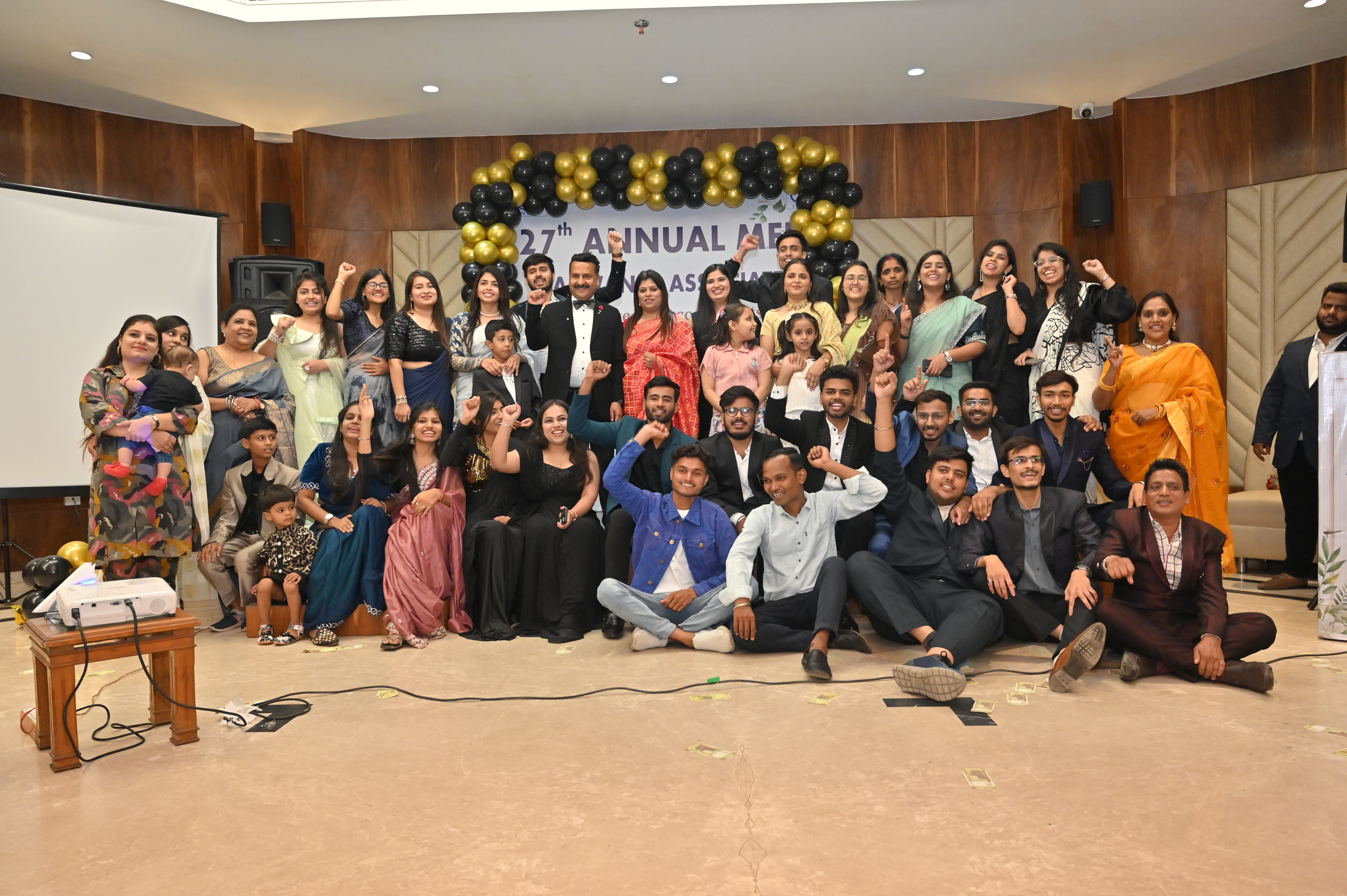 27th Annual Meeting of Tarwani & Associates concluded, Muskan Sharma got BCD and Lokesh Agrawal got Best Article Award, Raipur, Chhattisgarh, Khabargali