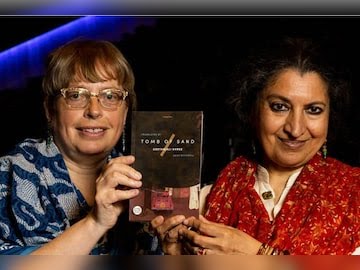 Delhi writer, Gitanjali Shree, Hindi novel, Sand Samadhi, International Booker Prize, English translation, Daisy Rockwell, Tomb of Sand, 'My', India, Literature, Khabargali