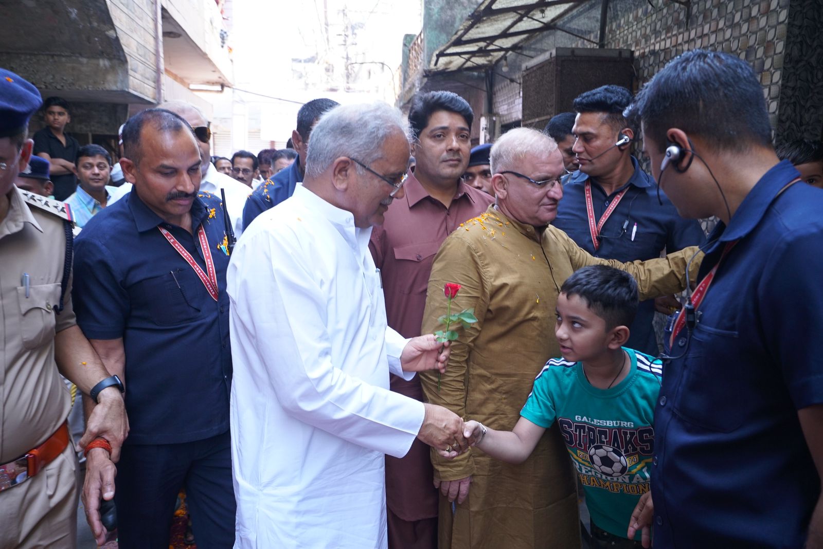 Chief Minister Bhupesh Baghel Eid, President of Urdu Academy Idris Gandhi, Chhattisgarh,khabargali