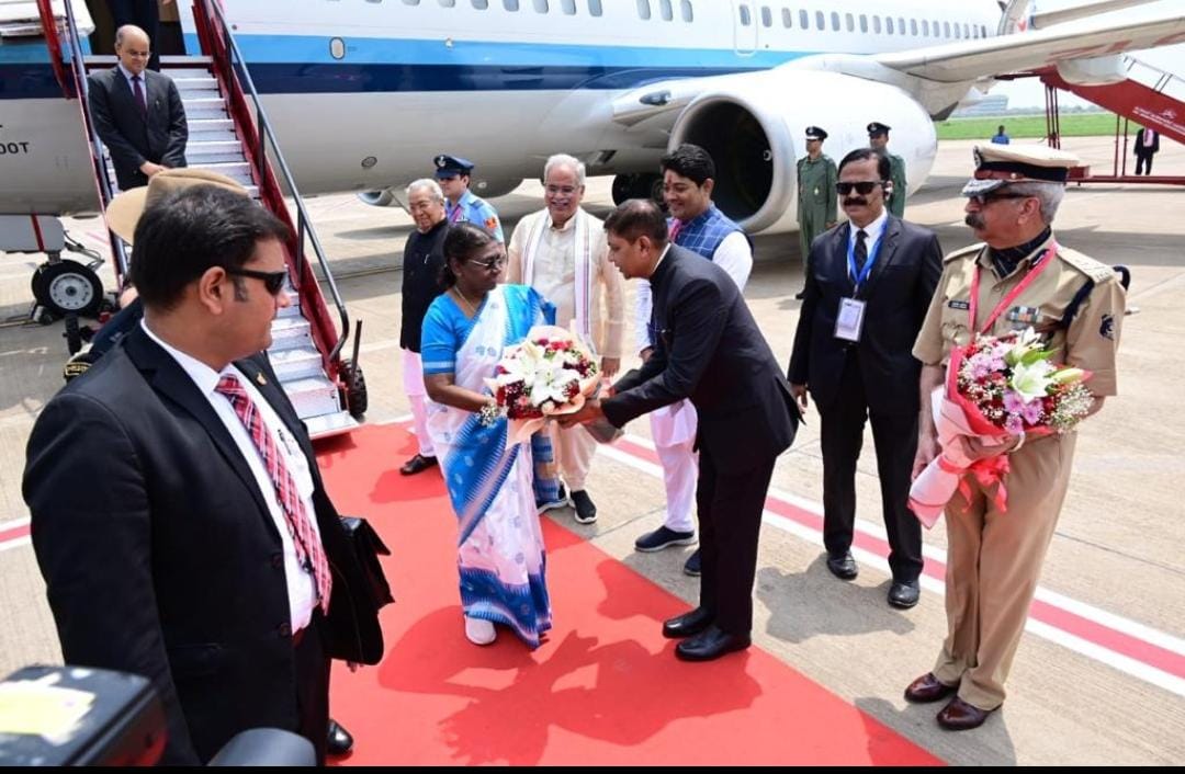President Draupadi Murmu reached Raipur, Governor and Chief Minister welcomed, Raipur, Chhattisgarh, Khabargali
