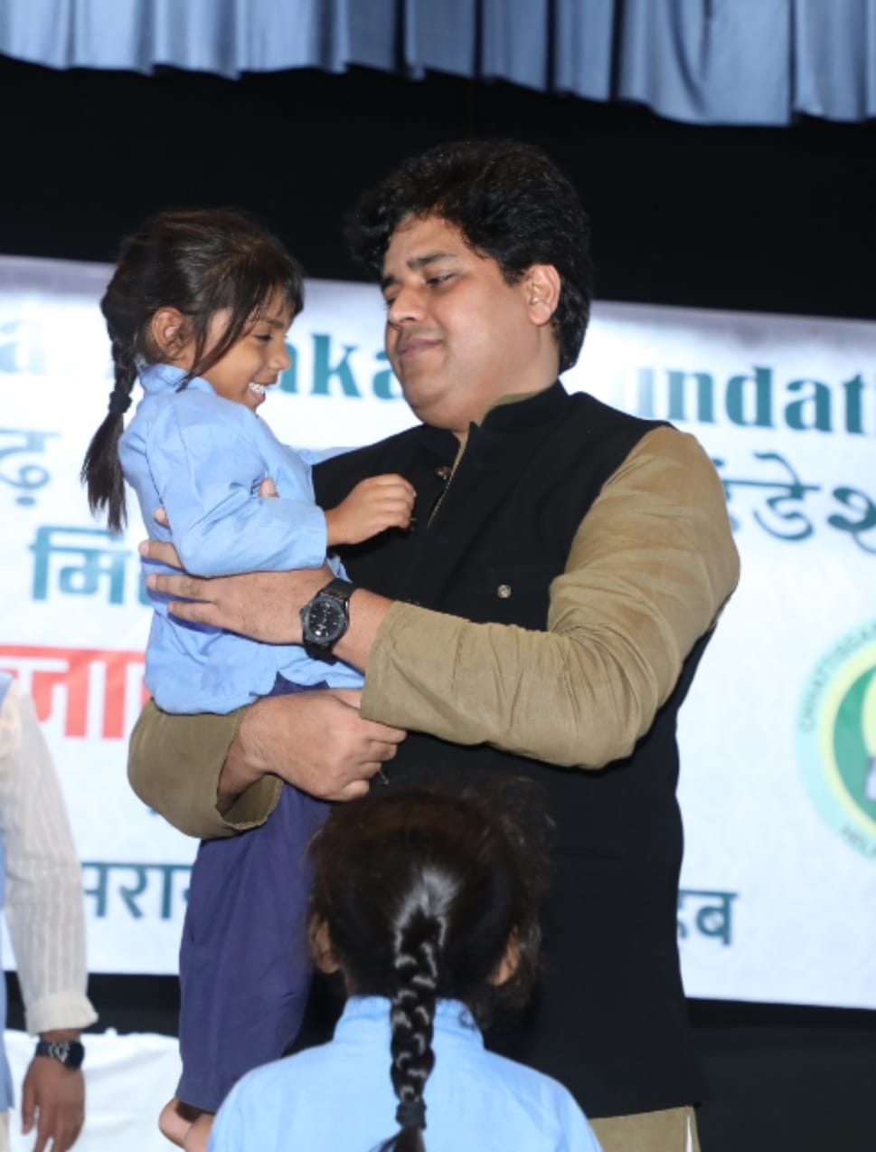 Zakat Foundation, Mission Talim, annual program, Rajya Sabha MP Imran Pratapgarhi, founding member Syed Aqeel, Haj Committee Chairman Aslam Khan, Urdu Board Chairman Idreesh Gandhi, Minority Chairman Amin Memon, Labor Department Director Shariq Raees Khan, Shabnam Alvi, Ashira,  Shaheen Syeda, Mrs. Qamar Bano, Safina Begum, Nahid, Mehjabeen, Jamshid Bawra, Raipur, Chhattisgarh, Khabargali