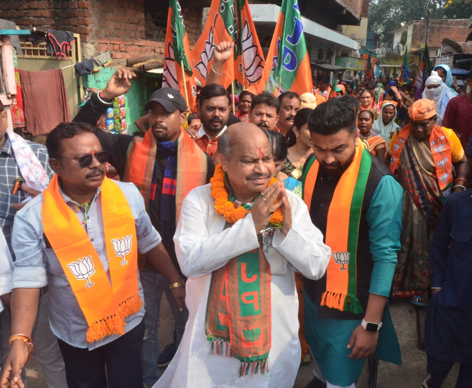 BJP candidate from Raipur North assembly constituency Purandar Mishra, tour and public relations, Chhattisgarh assembly elections, Khabargali