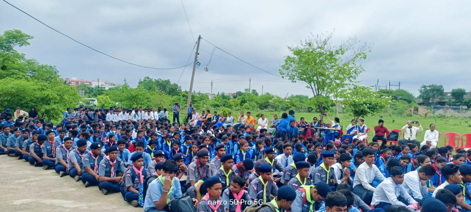 Scouts - Guides of Shri Gujarati School planted trees under "Ek Paudha Maa Ke Naam Abhiyan", Awadhesh Kumar Dwivedi IRS Senior Division Manager Railway Raipur, Bharat Scouts and Guides State Chief Commissioner Dr. Somnath Yadav and State Secretary Kailash Soni, Anees Memon Principal Shri Gujarati U. Ma. School, Sector - 4, Devendra Nagar, Raipur, Scout Guide Incharge Mrs. Aarti Rajput, Khabargali