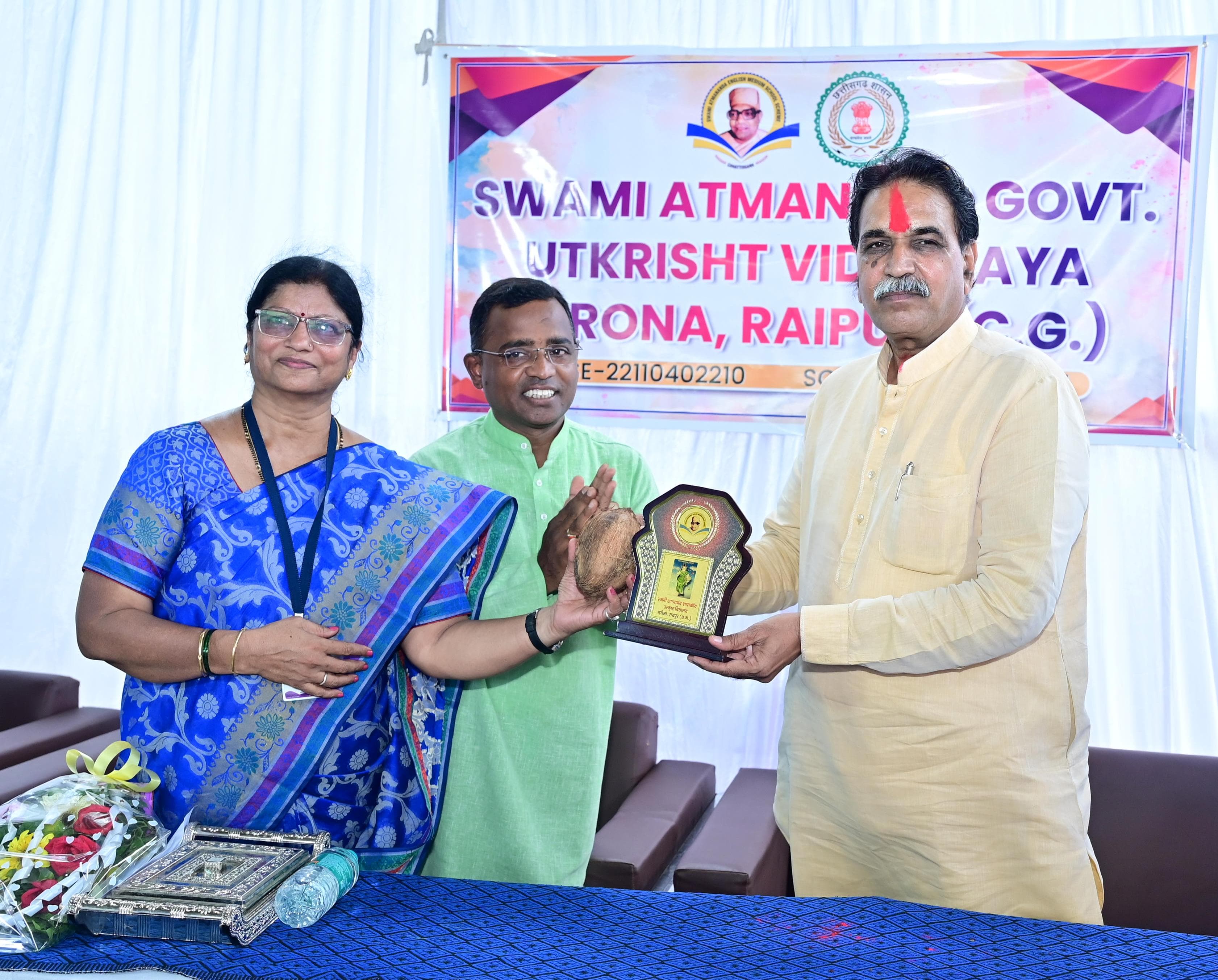 Rajesh Munat's big announcement in Mission School: Will invest the entire amount of MLA fund in the development of schools in Raipur West, former minister and senior BJP MLA Rajesh Munat, Raipur, Chhattisgarh, Khabargali