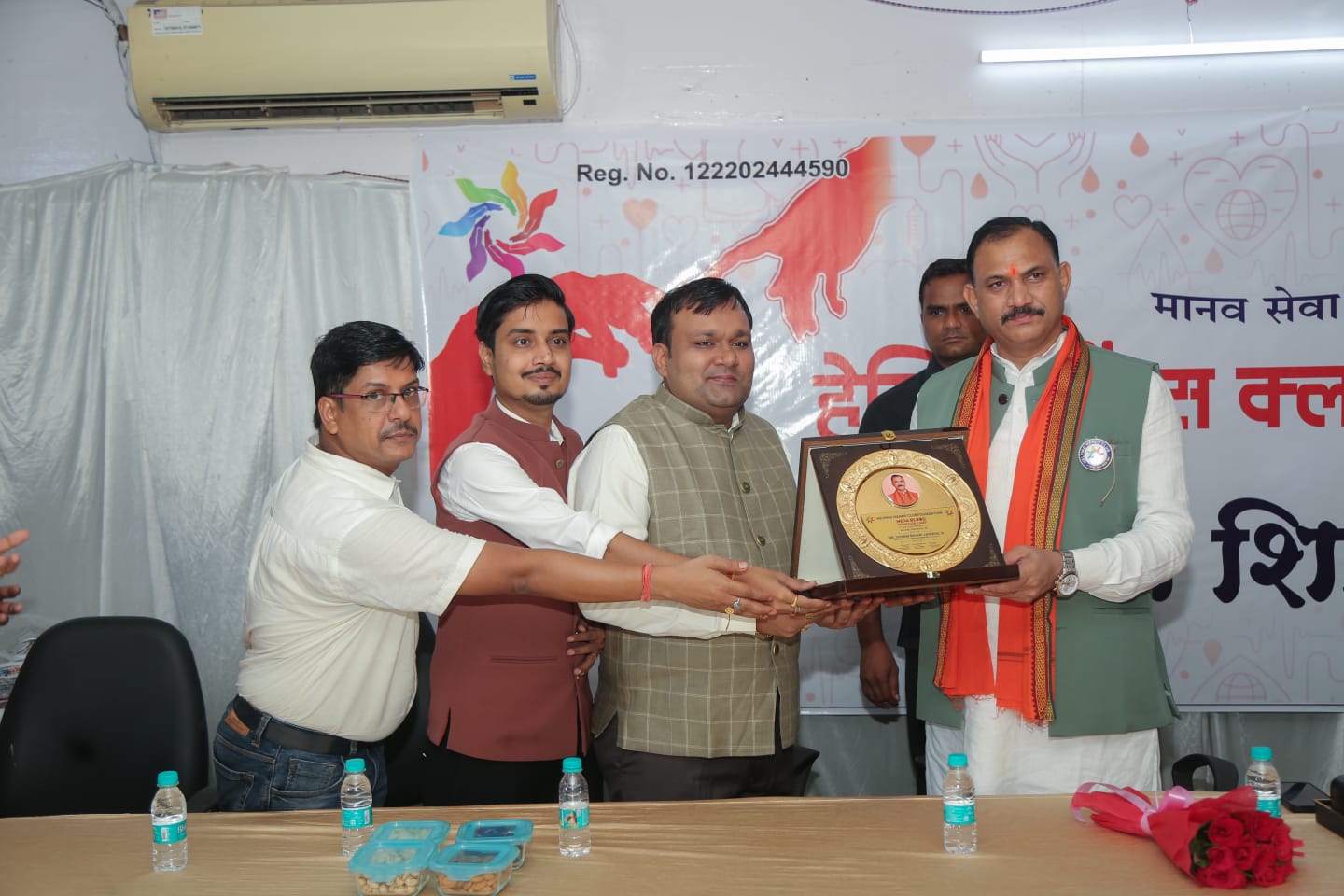Mega blood donation camp organized at Mekahara Hospital, 152 units of blood donated, Helping Hands Club Foundation organized, Raipur, Chhattisgarh, Khabargali