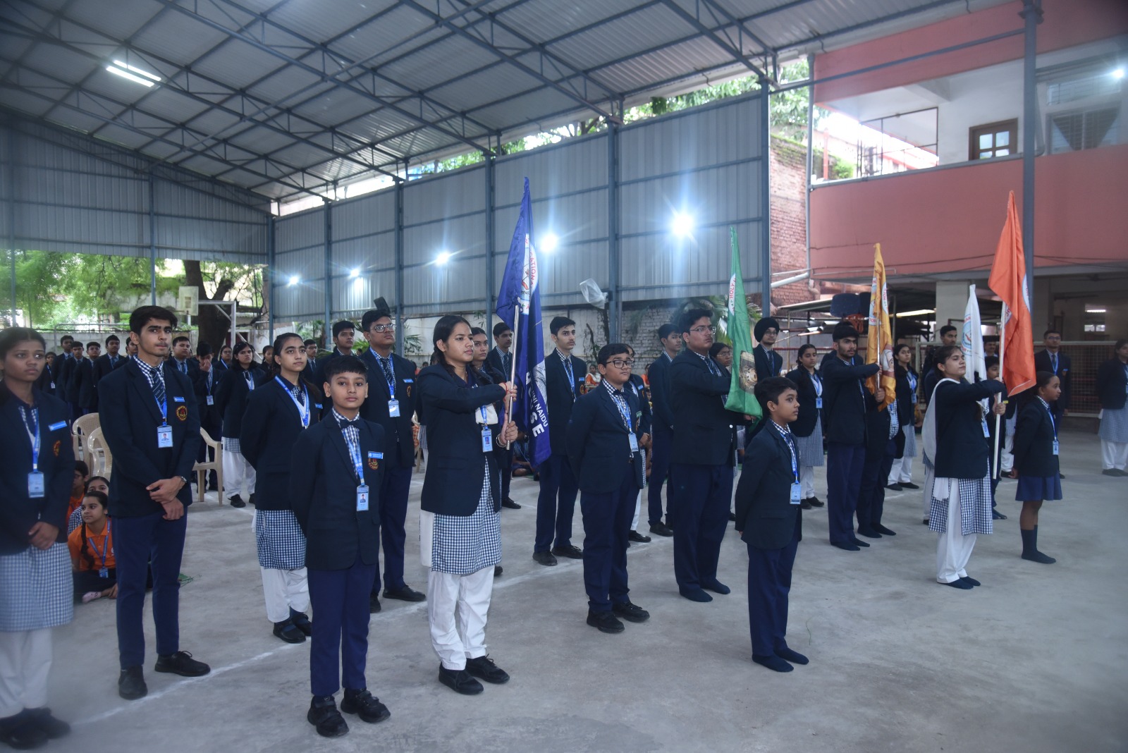 'Student Council Oath Taking Ceremony' concluded at Holy Hearts Civil Lines, Raipur School. Head Boy Rankak Raj Mehta and Head Girl Tanishka Kukreja were elected. Chairman Acharya Surendra Pratap Singh; Principal Mrs. Neepa Chauhan; Vice Principal Kamal Kishore; Mrs. Sunita Tandon; Head Mistress Ms. Shalini Agarwal; Chhattisgarh, Khabargali