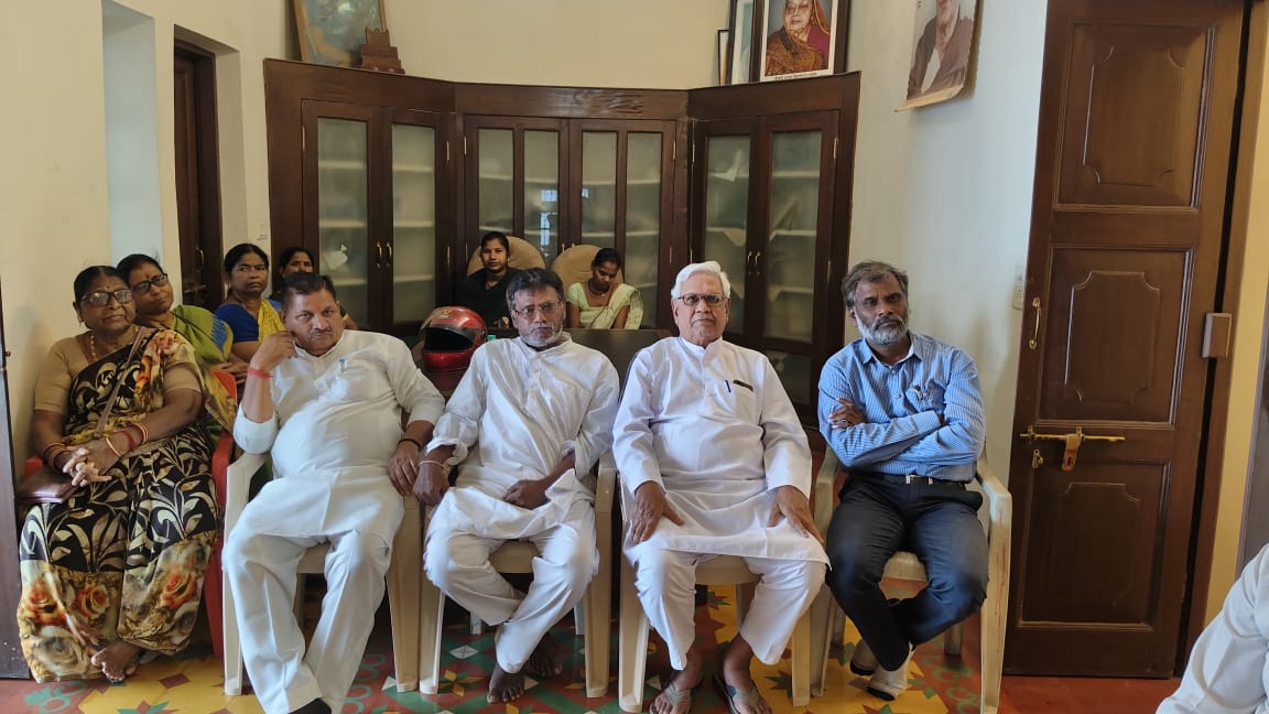 Pandit Vidyacharan Shukla supporters will put in all their efforts to get Manoj Singh Thakur the ticket from Raipur South Assembly and ensure his victory, Manoj Singh Thakur Advocate, former member of Chhattisgarh Labour Welfare Board, Raipur South Assembly, Khabargali
