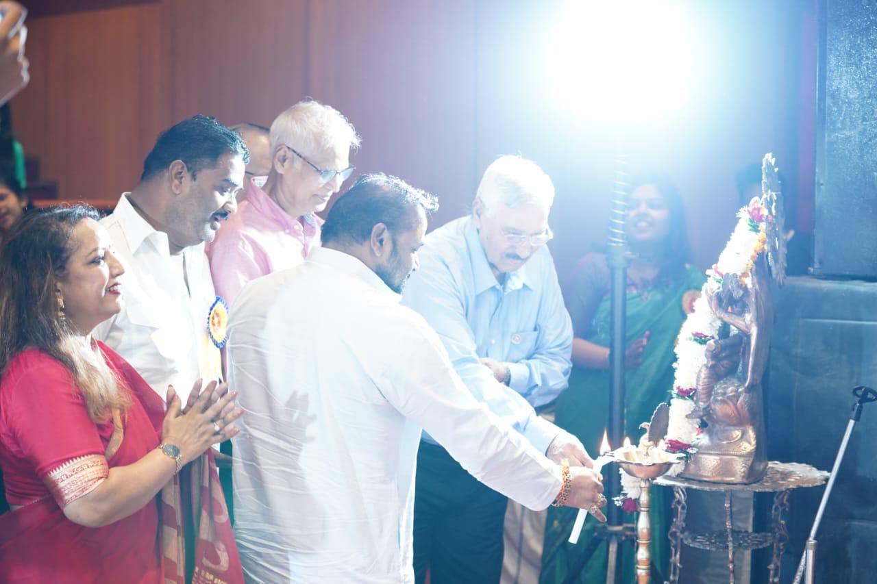 4 day program of Jhoom Tarana Festival by Krishna Public School and its group, Sushil Sunny Agarwal, former president of Chhattisgarh Building and Other Construction Workers Welfare Board, Raipur, Chhattisgarh, Khabargali