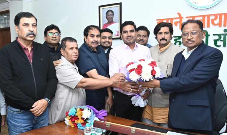 Chief Minister Sai's big decision: Announcement of complete exemption in Mandi fee and Krishak Kalyan fee on pulses, oilseeds and wheat, along with the general public, people from the industry heartily welcomed the Chief Minister, Chhattisgarh, Khabargali