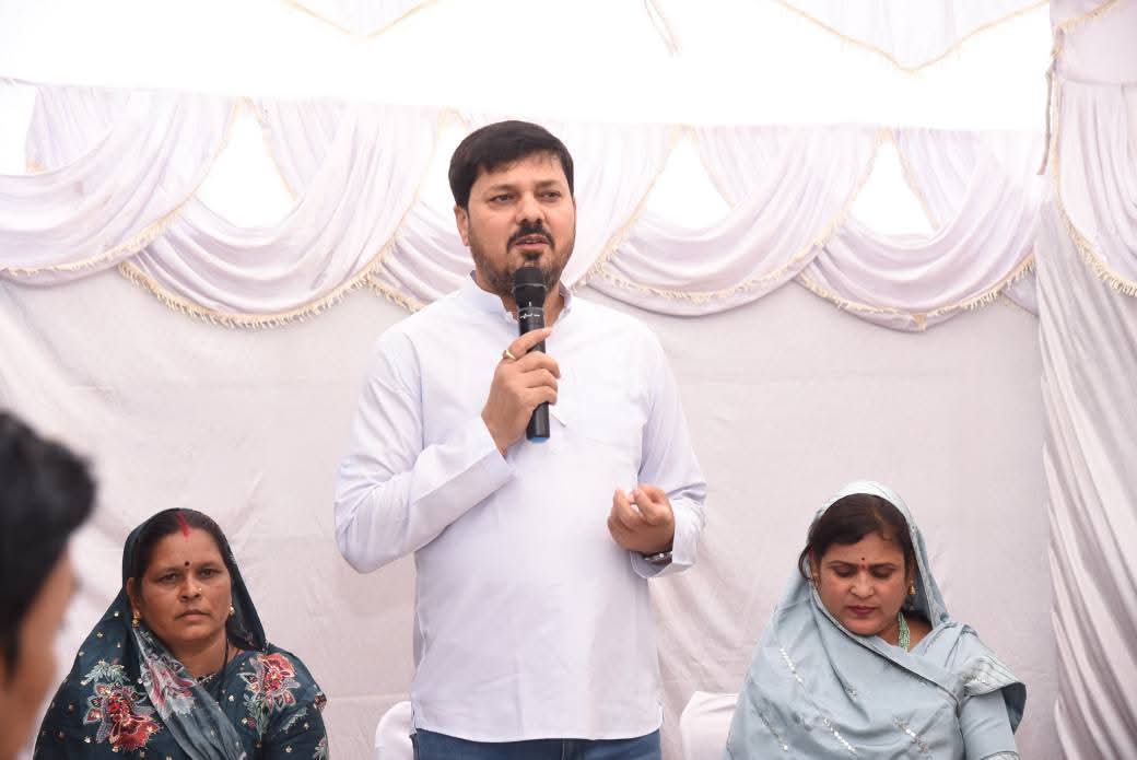 MLA Anuj inaugurated Universal Public School, Dharsiva MLA Padmashree Anuj Sharma, Mandhar, Chhattisgarh, Khabargali