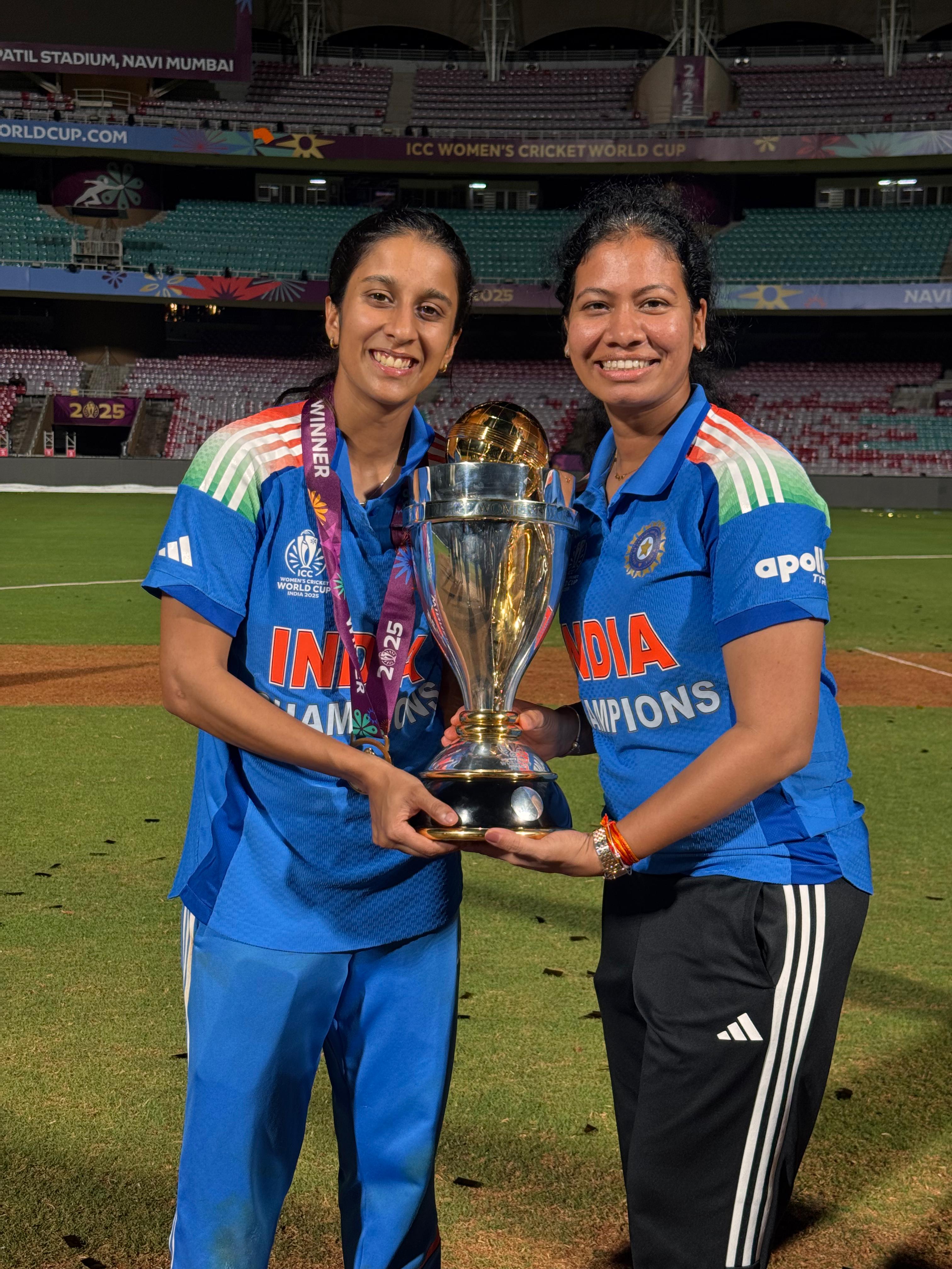 Physiotherapist Akanksha Satyavanshi, Kawardha's daughter Akanksha played a key role in the Indian women's cricket team's victory (79431), has been associated with national teams before, Raipur's daughter Akanksha played a key role in the Indian women's cricket team's victory. Khabargali