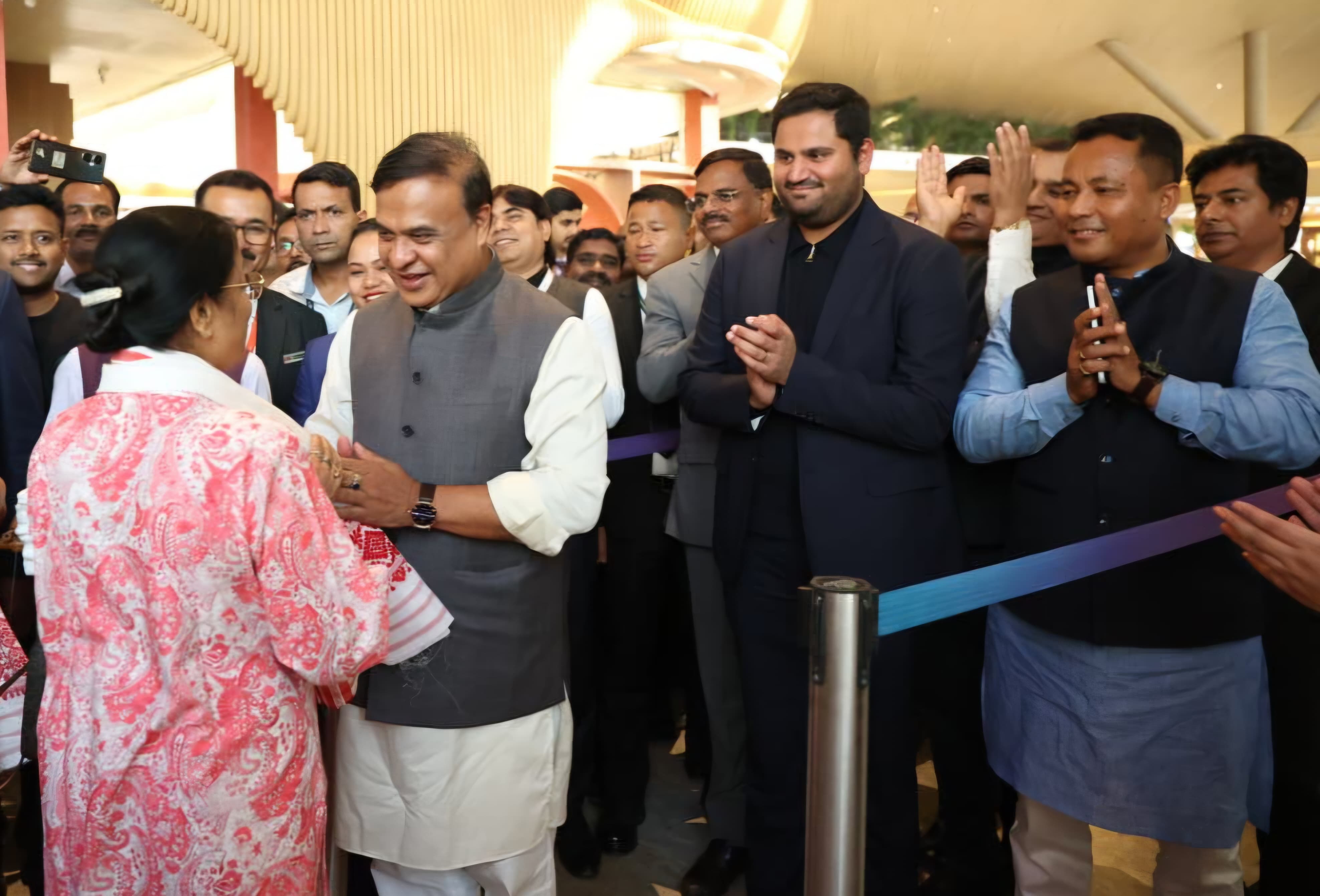 Expansion of Guwahati Terminal, Assam's connectivity gets a new boost, capacity up to 1 crore 30 lakh, Chief Minister Dr. Himanta Biswa Sharma, Jeet Adani, Khabargali