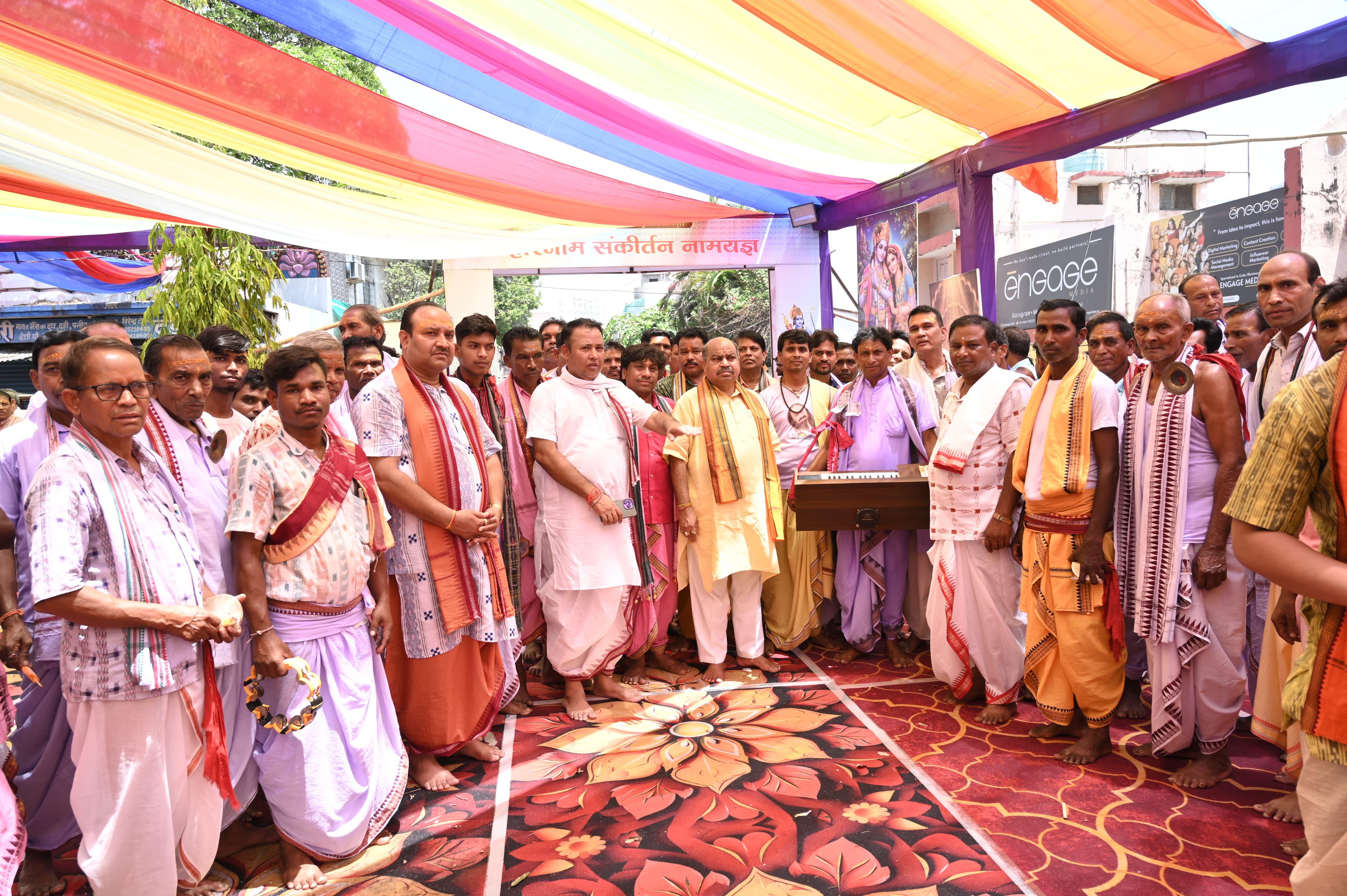 Two-day grand Akhand Harinam Sankirtan Namayagya organized in the premises of Shri Jagannath Temple located in Gayatri Nagar of capital Raipur, Harinam Sankirtan became the Mahabrahmastra of Sanatan awakening, religious conversion will be stopped, Raipur North Assembly Constituency MLA and Chairman of the Organizing Committee Purandar Mishra, Chhattisgarh, Khabargali