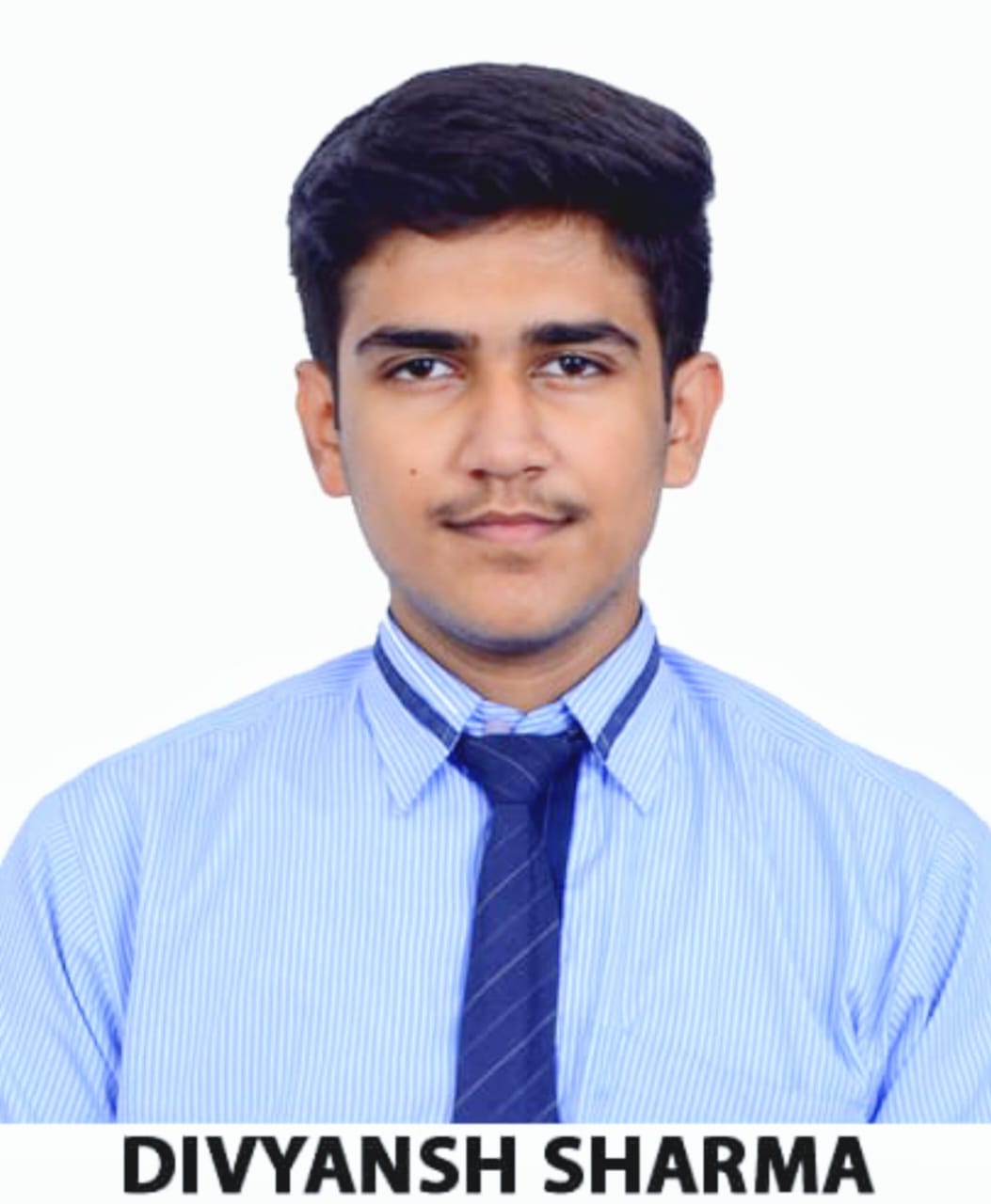 MGM School, Raipur, Achieves Resounding Success in CBSE Class 12 Exams: All Students Pass with First Division; Alice Jordan Henry and Aditi Khemani Emerge as Toppers. Dignitaries present include Reverend Father Jose Mathew,Vice President, MGM Group of Institutions, Principal Dr. Leena R. Jacob, H.G. Alexios Mar Eusebius Bishop and Manager, MGM Group, and Reverend Father Regi C. Varghese Diocesan Education Officer, Diocese of Calcutta. Raipur, Chhattisgarh  Khabargali.