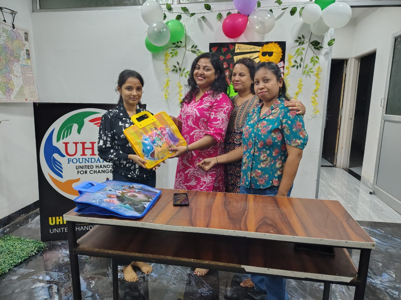 20 day summer camp concluded on a grand note in Raipur, courtesy Pathashala, Raipur and UHFC Foundation. Children learnt the art, dance and personality development skills. Mahendra Singhania, dentist and social worker Dr Abhishek Mishra, Sonam Srivastava, founder and director of UHFC Foundation, Raipur, Chhattisgarh, Khabargali