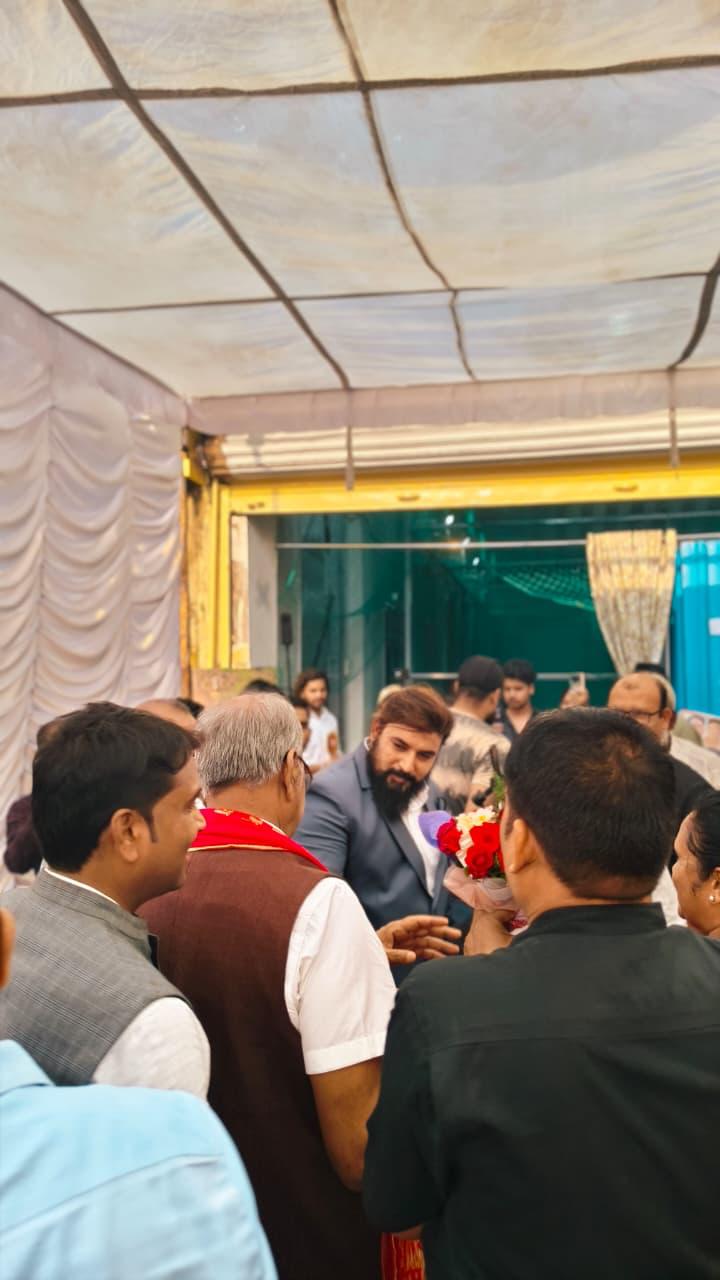 Raipur Cricket, Terminator Cricket Academy, Indoor Cricket, Cricket Academy Raipur, Tatibandh, Chhattisgarh Cricket, Cricket Training, Vipra Mahavidyalaya Campus Behind Pandit Ravishankar Shukla University, G.E. Road, Amanaka, Raipur, Cricket Coaches & Fitness Coach, Head Coach Mohammad Dr. Shabab Qureshi, Khabargali