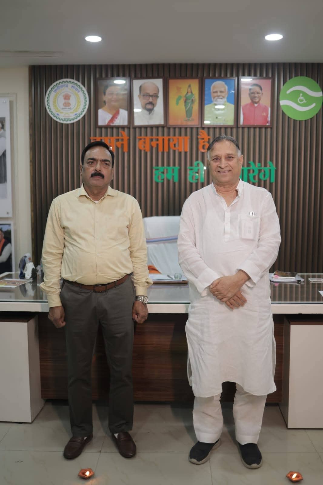Service Resolution Campaign, Narendra Modi, Chhattisgarh Disabled Finance and Development Corporation Chairman Lokesh Kavadiya, Disabled, Raipur, Chhattisgarh, Rangoli, Public Service, Khabargali