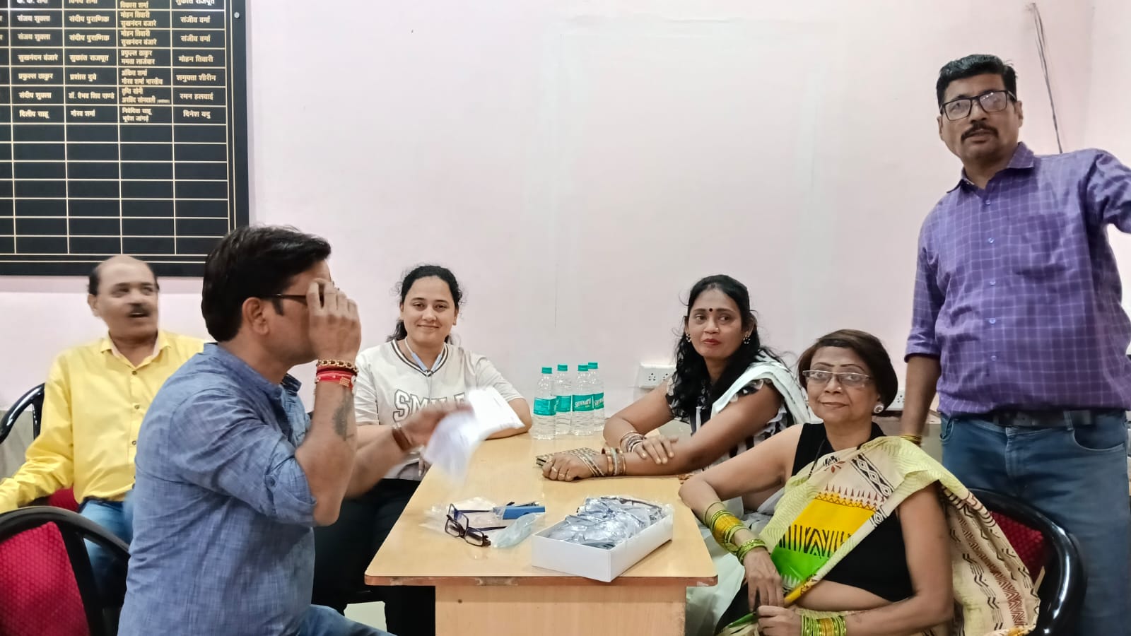 Raipur Press Club, Mahavir International Service Organization, Free Eye Check up, Eye Camp, Cataract Operation, Health, State Minister rank Lokesh Kavadiya, Raipur, Chhattisgarh, Khabargali