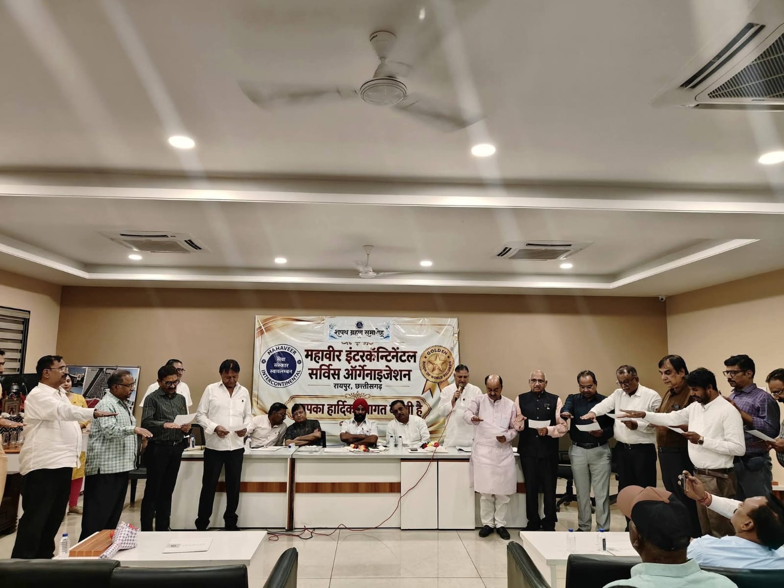 Mahavir Intercontinental Service Organisation, Lokesh Kavadia, Navneet Jha, Harendra Patel, Water Conservation Expert Ashish Sabu, Raipur, Chhattisgarh, Khabargali