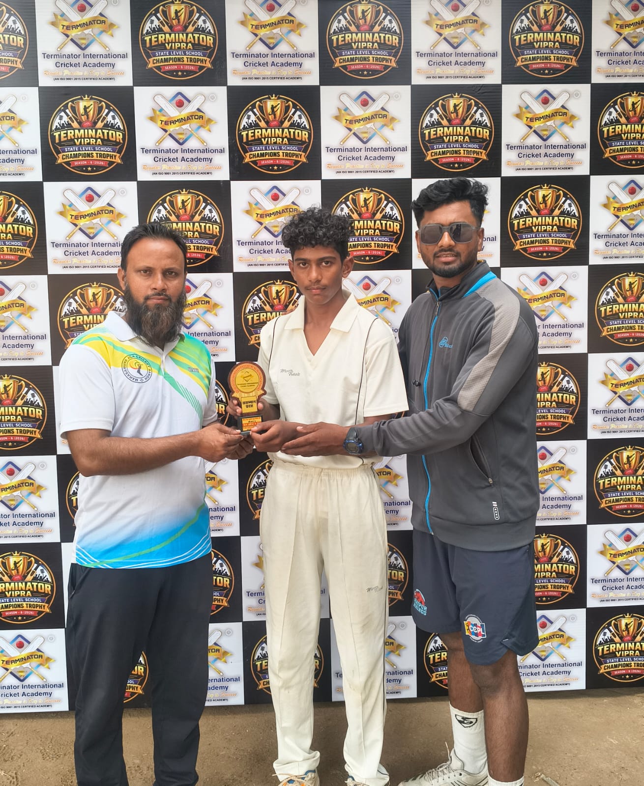 Terminator Vipra School Champions Trophy: MGM School beat The Radiant Way School by 67 runs, Shriyansh Sharma became Man of the Match, Weidner Memorial and Shri Shankaracharya Vidyalaya also registered victories, Raipur, Chhattisgarh, Khabargali
