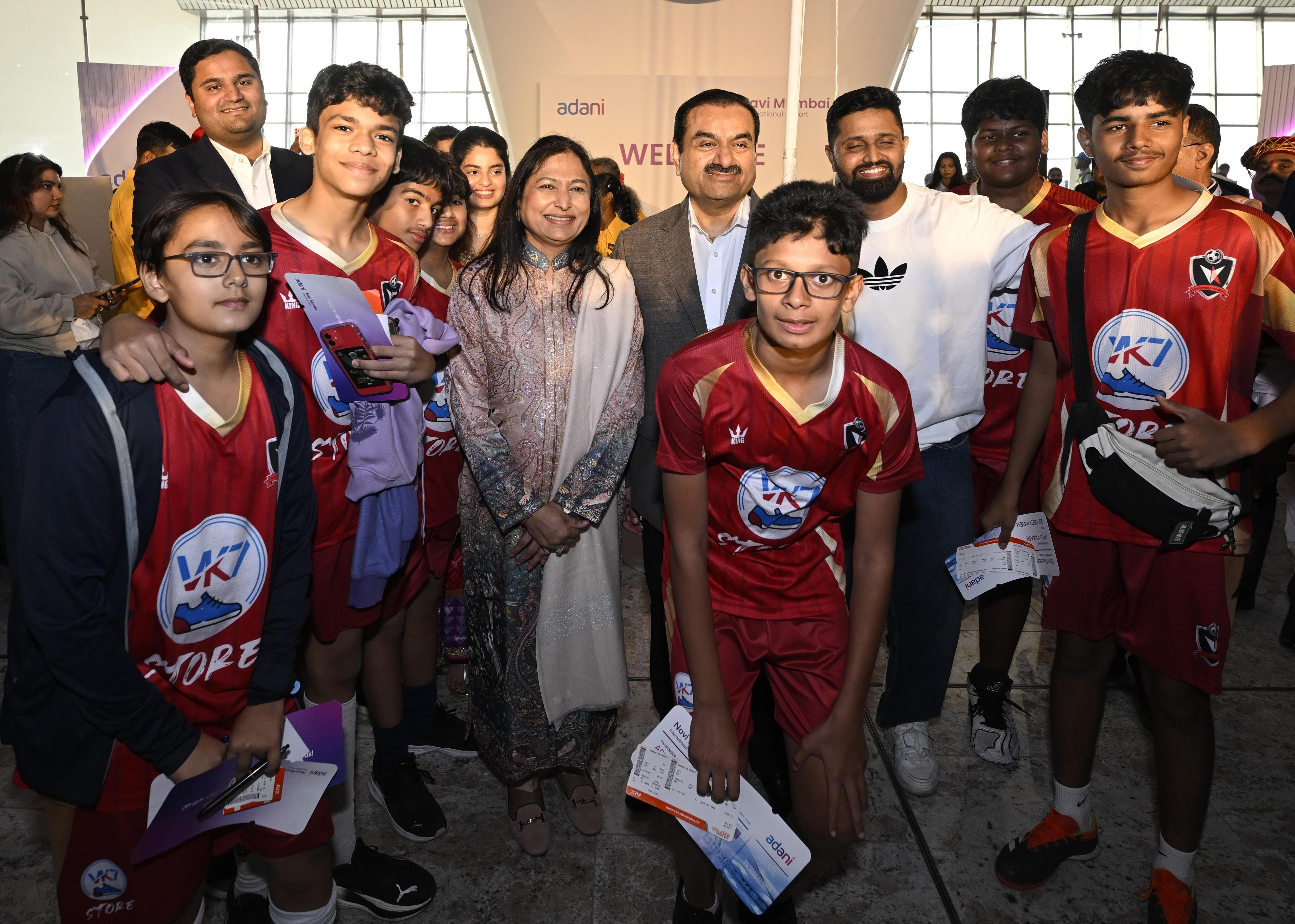 Flights begin from Navi Mumbai International Airport; Gautam Adani welcomes passengers.khabargali 