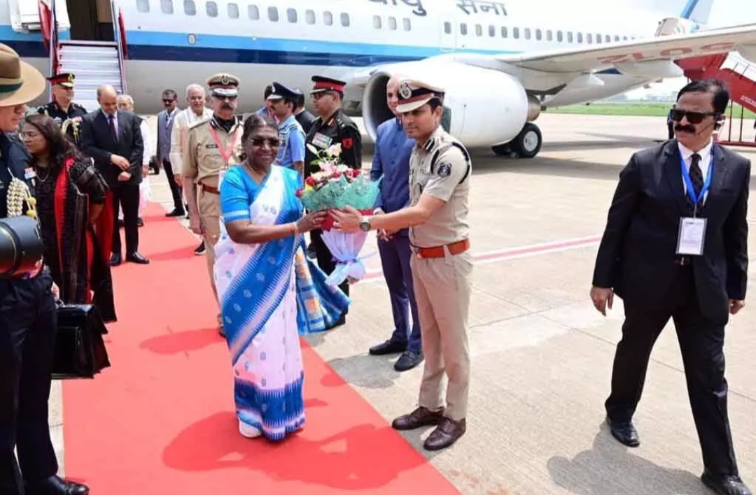 President Draupadi Murmu reached Raipur, Governor and Chief Minister welcomed, Raipur, Chhattisgarh, Khabargali