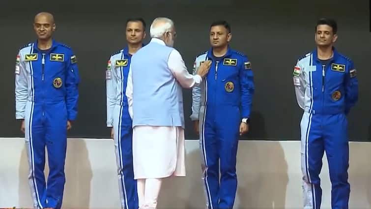 गगनयान से अंतरिक्ष में जाएंगे भारत के ये चार जवान