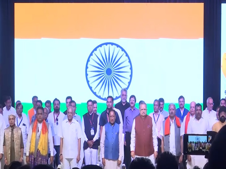 12 lakh traders have an important role in building a developed Chhattisgarh: Chief Minister Sai Chief Minister attended the oath taking ceremony of the newly elected office bearers of Chhattisgarh Chamber of Commerce and Industries, Chamber President Satish Thaurani, General Secretary Ajay Bhasin, Treasurer Nikesh Bardia, Saint Sai Uday Shadani, Sai Laldas, Amma Mahant Meera Devi, Raipur, Khabargali