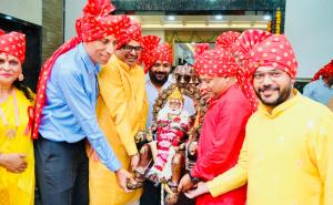 On the occasion of Agrasen Jayanti, Chhattisgarhi Agrawal Samaj organized a grand procession after offering prayers, Raipur, Chhattisgarh Khabargali
