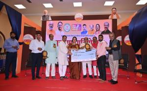 Poetry recitation competition organized on the occasion of "Silver Jubilee Year" of Chhattisgarh, District Administration, Sports and Youth Welfare and Chhattisgarh State Youth Commission Raipur, Raipur, Khabargali