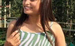 A 12th-grade board topper on her way to Dongargarh was crushed by a Thar, suffering a painful fall at the scene. Accident news hindi News khabargali 