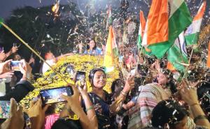 World champion Team India's physio Akanksha Satyavanshi received a grand welcome in Raipur, celebrations from Ram Mandir to Bharat Mata Chowk, Raipur, Chhattisgarh, Khabargali