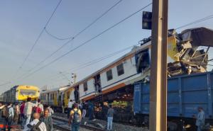 12 passengers killed, 20 seriously injured in Bilaspur train accident; bodies recovered after cutting through bogies train accident news today hindi News khabargali 