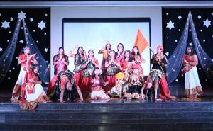 "Euphoria 2025" captivated the audience at the annual function of Shri Gujarati English Medium Higher Secondary School (GEMS).  Present were members of the Gujarati Education Society's management committee, President Narayanbhai Patel, Ramjibhai Patel, Principal Dr. Shailesh Sharma. Raipur, Chhattisgarh., khabargali 