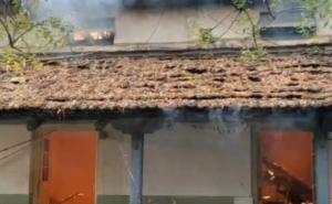 A massive fire broke out in the tehsil office, the administration was busy saving the records. Blaodabazar hindi news khabargali 