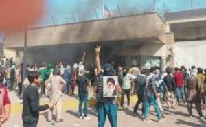  Chaos erupts in Pakistan over Khamenei's death; 35 killed in violent protests from Karachi to PoK. hindi news big news khabargali 