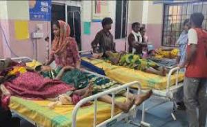 Horrific road accident in Jagdalpur, 2 killed, 37 injured jagdalpur chhattisgarh hindi news khabargali 