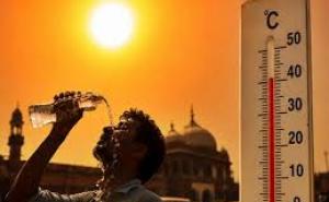  Heat wave conditions will wreak havoc across central India, including Chhattisgarh, for the next seven days. A heatwave alert has been issued, with a 14-year record broken in Delhi. new delhi hindi news khabargali 