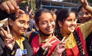 10th-12th toppers will receive Rs 2 lakh each, a list of 10 students has been prepared. Hindi News latest News khabargali 