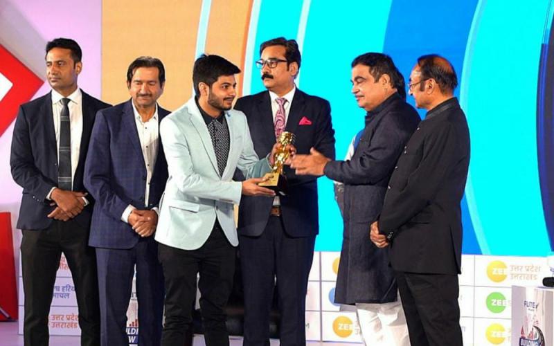 Social worker Junaid Dhebar, Union Minister Nitin Gadkari, Dada Ki Rasoi, Vennington Court Hotel, Build New India program, Raipur, Chhattisgarh, Khabargali