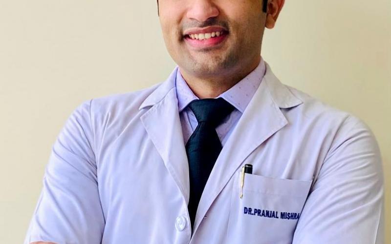 Dr. Pranjal Mishra, Eye and Retina Specialist, Life Line Express, Jharkhand, Shankardev Netralaya Guwahati, Dr. Dinesh Mishra, Medicine Specialist Couple, Dr. Ashish Dubey, Dr. Sandhya Dubey, Raipur, Khabargali
